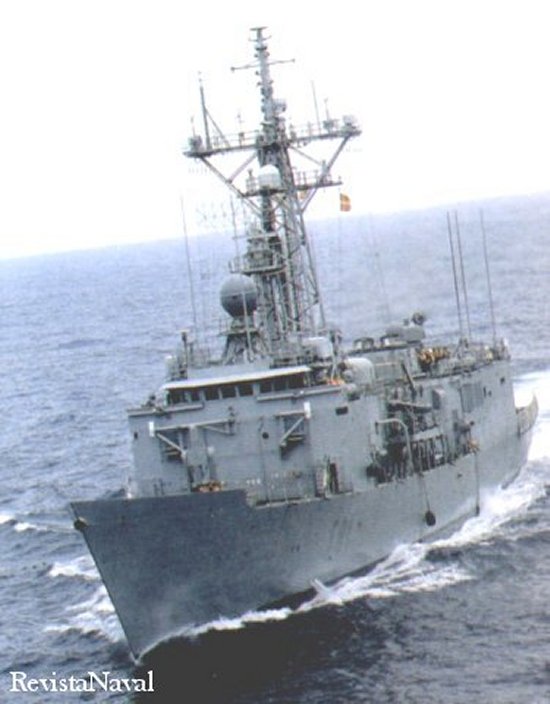 Una imagen de la fragata F-81 Santa María, cabeza de la serie de 6 buques que lleva su nombre (Foto: MDE).